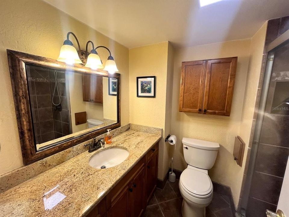 En Venta: $395,000 (1 camas, 1 baños, 707 Pies cuadrados)