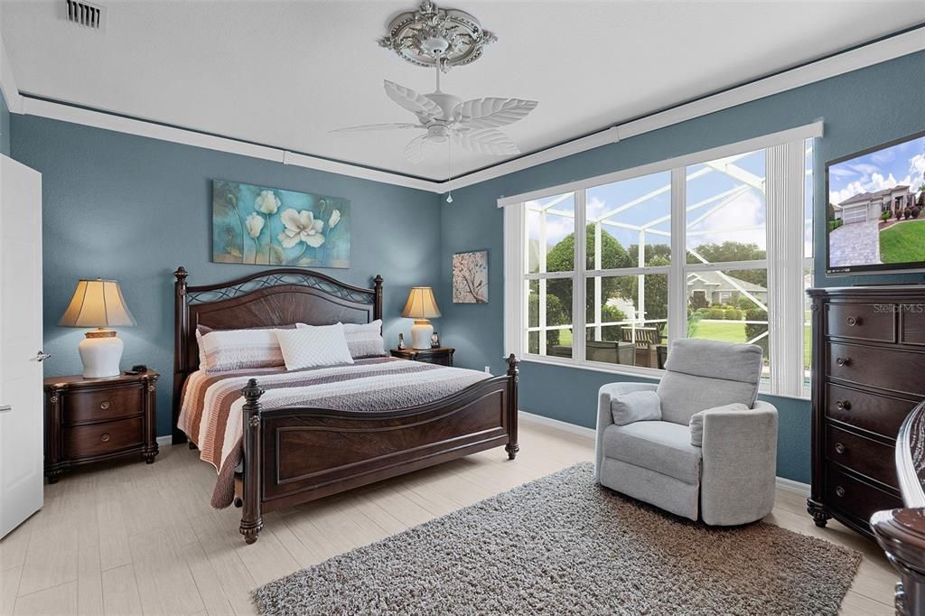 合同活跃: $499,000 (3 贝兹, 2 浴室, 2270 平方英尺)