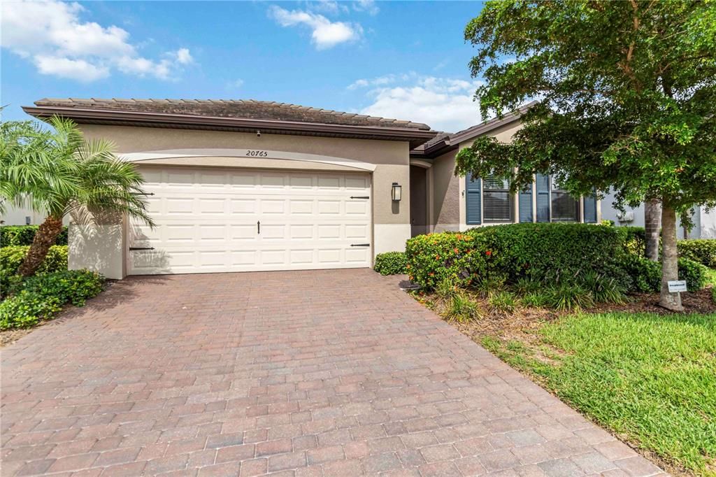 En Renta: $5,500 (4 camas, 2 baños, 2038 Pies cuadrados)