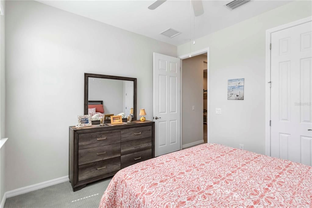 En Renta: $5,500 (4 camas, 2 baños, 2038 Pies cuadrados)