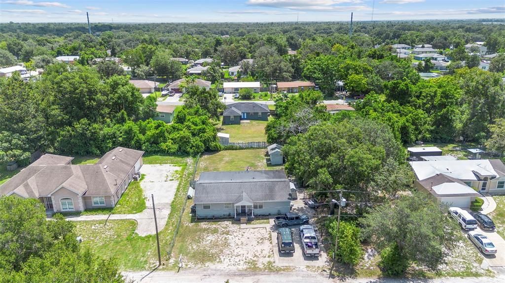 Active With Contract: $220,000 (5 beds, 2 baths, 1596 Square Feet)