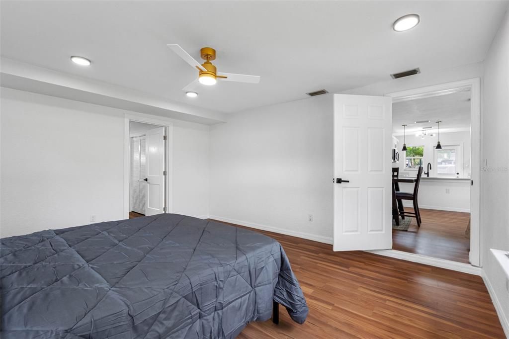 待售: $539,900 (3 贝兹, 2 浴室, 1400 平方英尺)