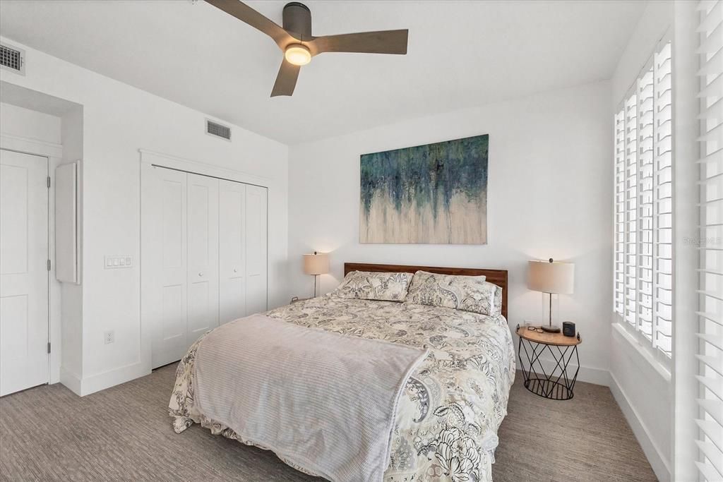 出租: $4,200 (3 贝兹, 3 浴室, 1735 平方英尺)