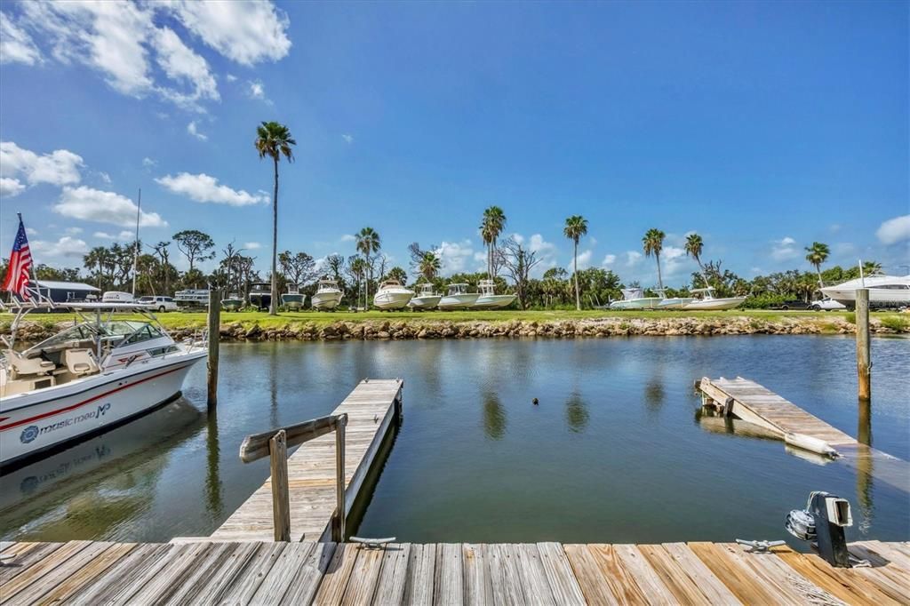 出租: $4,200 (3 贝兹, 3 浴室, 1735 平方英尺)