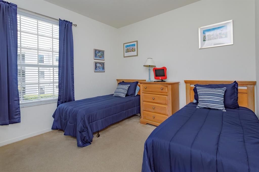 Activo con contrato: $209,900 (3 camas, 2 baños, 1268 Pies cuadrados)