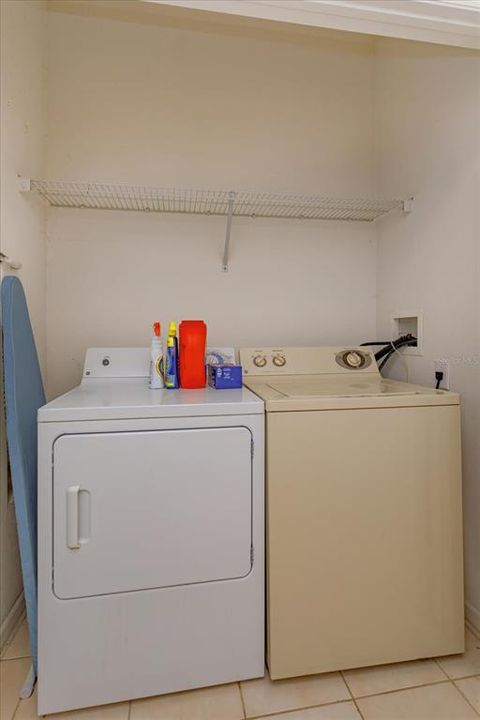 Activo con contrato: $209,900 (3 camas, 2 baños, 1268 Pies cuadrados)