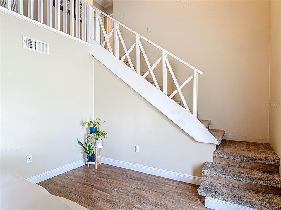 En Venta: $480,000 (4 camas, 2 baños, 1640 Pies cuadrados)