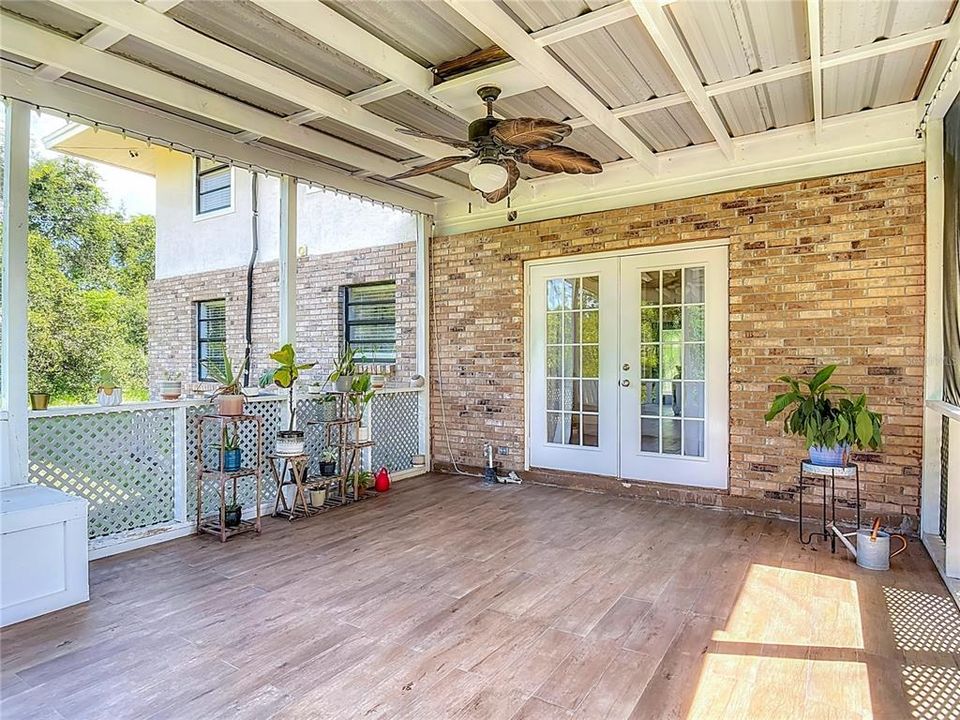 En Venta: $480,000 (4 camas, 2 baños, 1640 Pies cuadrados)