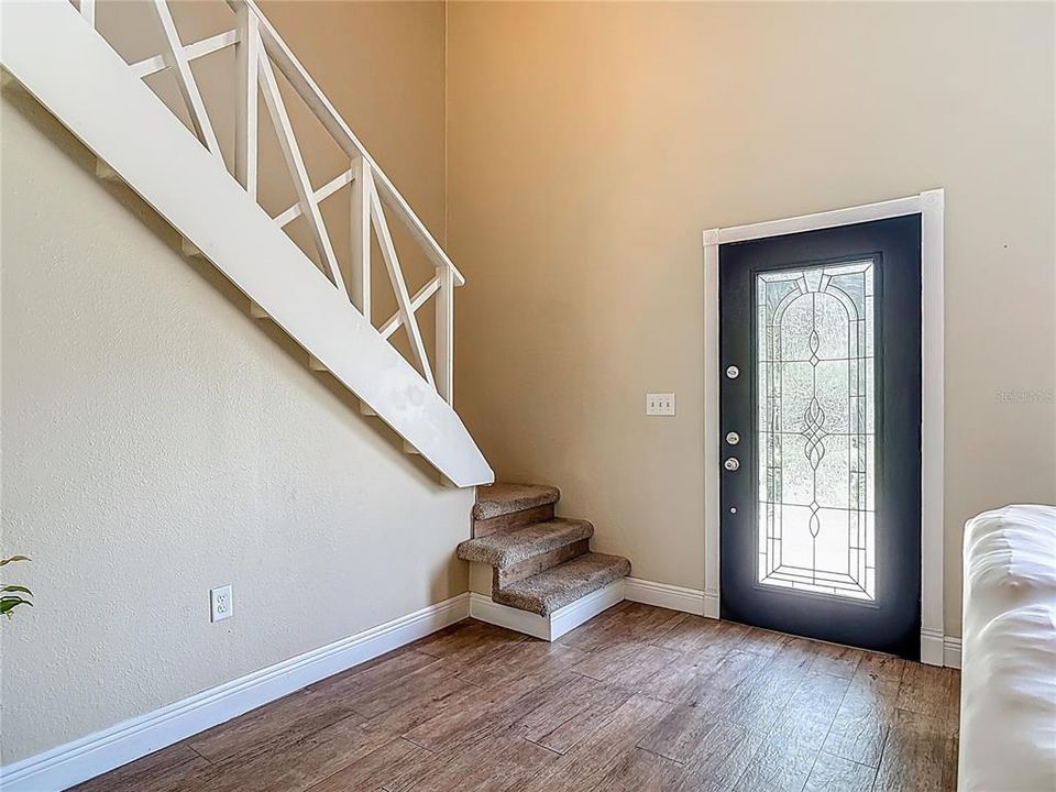 En Venta: $480,000 (4 camas, 2 baños, 1640 Pies cuadrados)