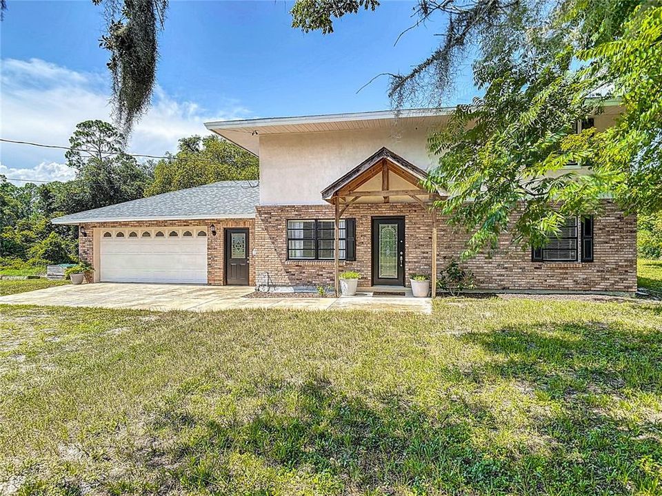 En Venta: $480,000 (4 camas, 2 baños, 1640 Pies cuadrados)