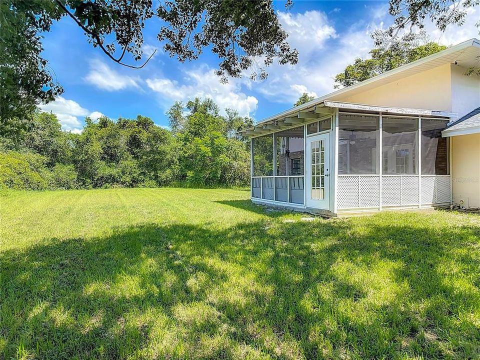 En Venta: $480,000 (4 camas, 2 baños, 1640 Pies cuadrados)