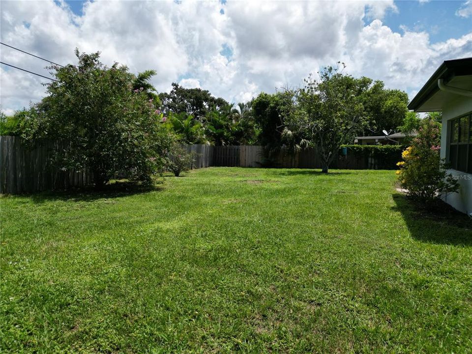 На продажу: $439,000 (3 спален, 2 ванн, 1364 Квадратных фут)