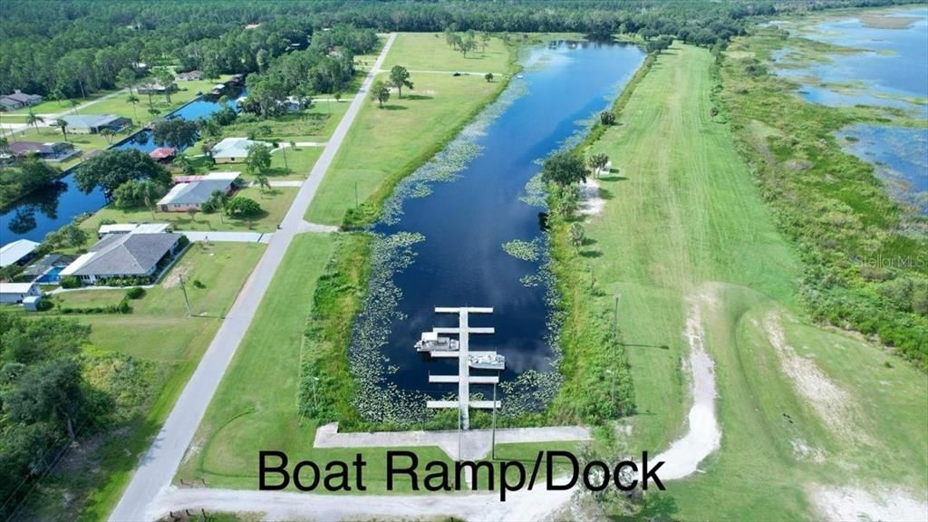 На продажу: $34,000 (0.66 acres)