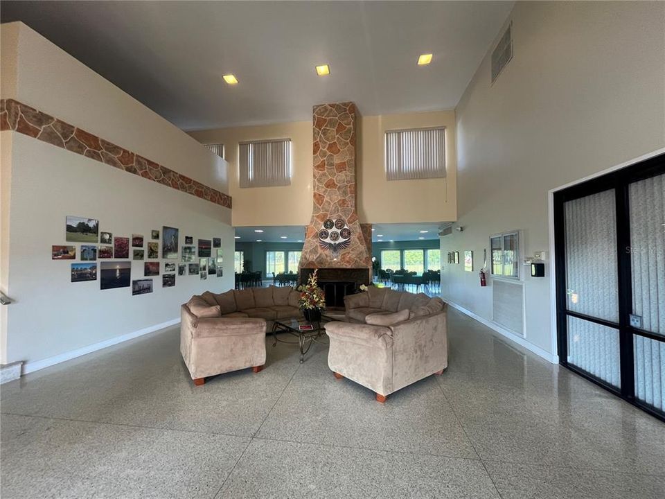 На продажу: $34,000 (0.66 acres)