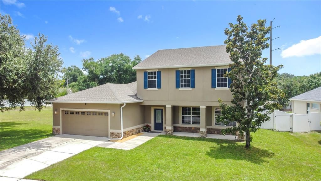 最近售出: $575,000 (5 贝兹, 2 浴室, 2663 平方英尺)