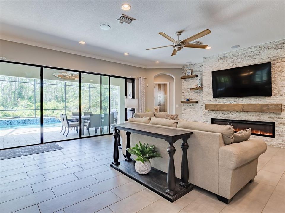 Active With Contract: $1,025,000 (5 beds, 4 baths, 4218 Square Feet)