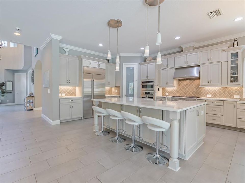 Active With Contract: $1,025,000 (5 beds, 4 baths, 4218 Square Feet)