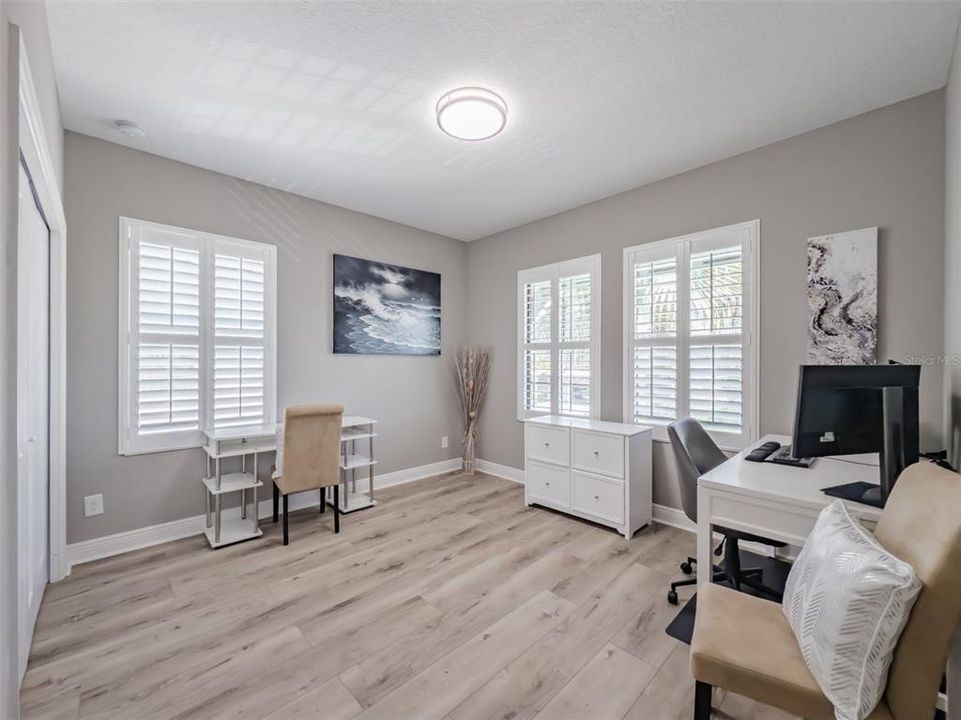 Active With Contract: $1,025,000 (5 beds, 4 baths, 4218 Square Feet)