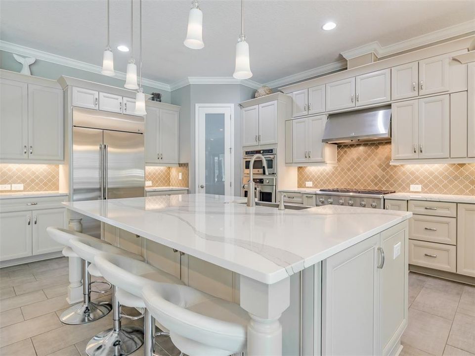 Active With Contract: $1,025,000 (5 beds, 4 baths, 4218 Square Feet)