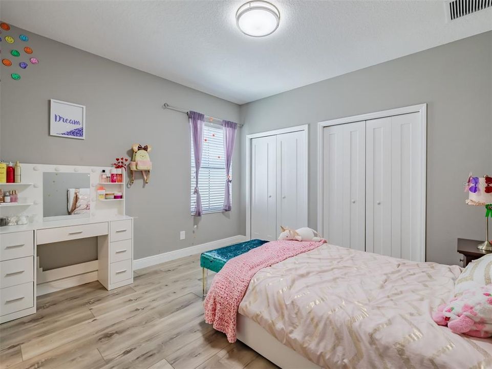 Active With Contract: $1,025,000 (5 beds, 4 baths, 4218 Square Feet)