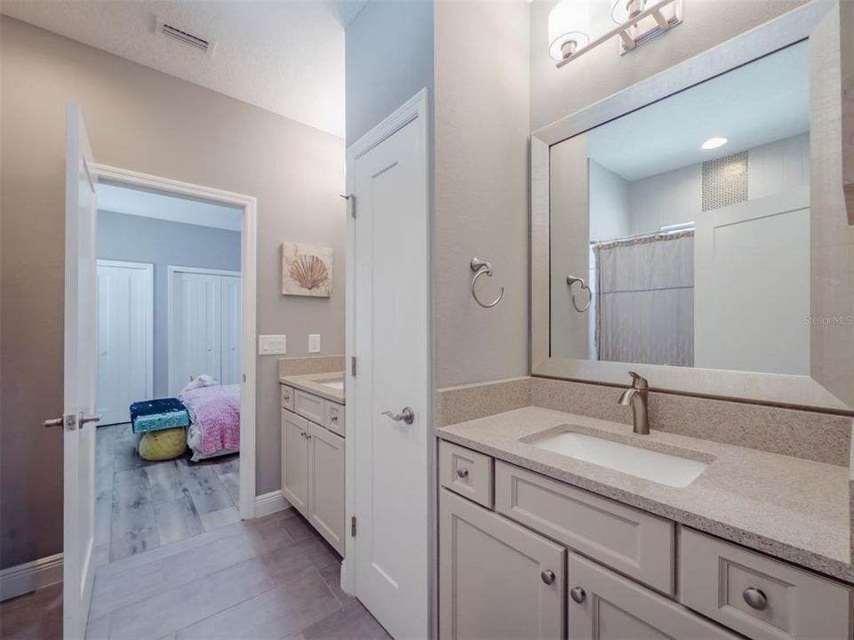 Active With Contract: $1,025,000 (5 beds, 4 baths, 4218 Square Feet)