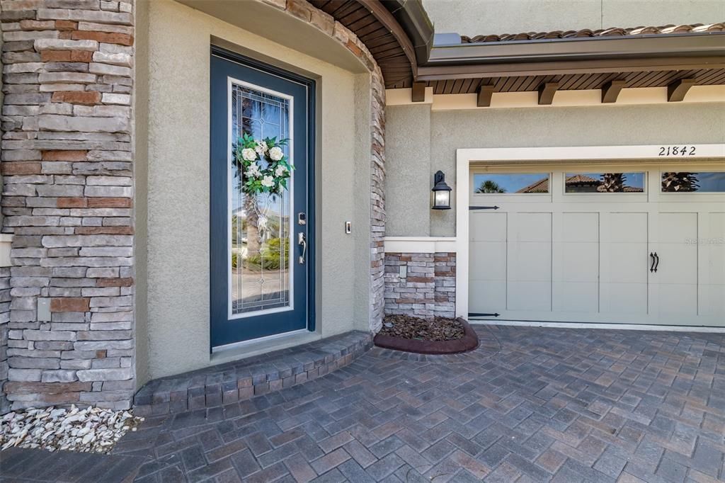 Active With Contract: $1,025,000 (5 beds, 4 baths, 4218 Square Feet)