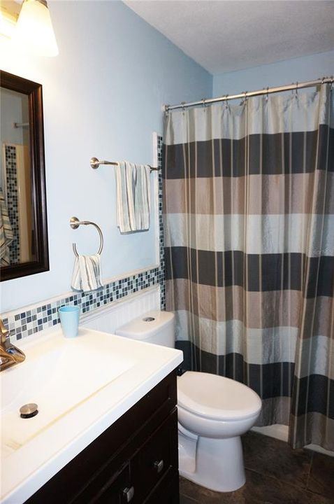 Active With Contract: $132,000 (1 beds, 1 baths, 616 Square Feet)