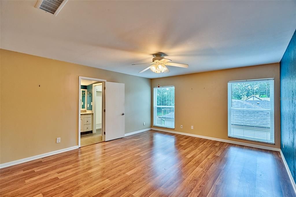 На продажу: $475,000 (4 спален, 2 ванн, 2474 Квадратных фут)