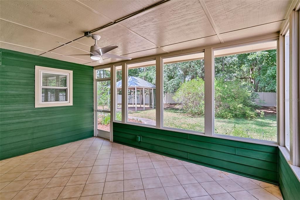 На продажу: $475,000 (4 спален, 2 ванн, 2474 Квадратных фут)