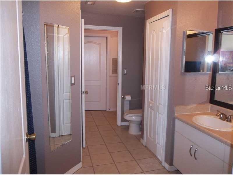 合同活跃: $1,395 (1 贝兹, 1 浴室, 949 平方英尺)