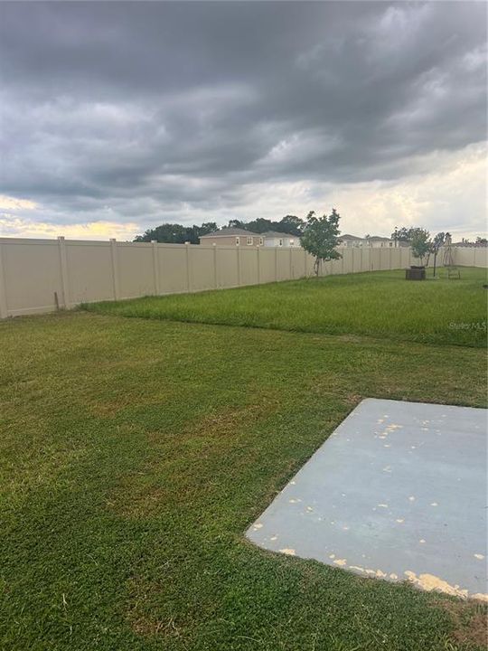 For Rent: $2,500 (4 beds, 2 baths, 2373 Square Feet)