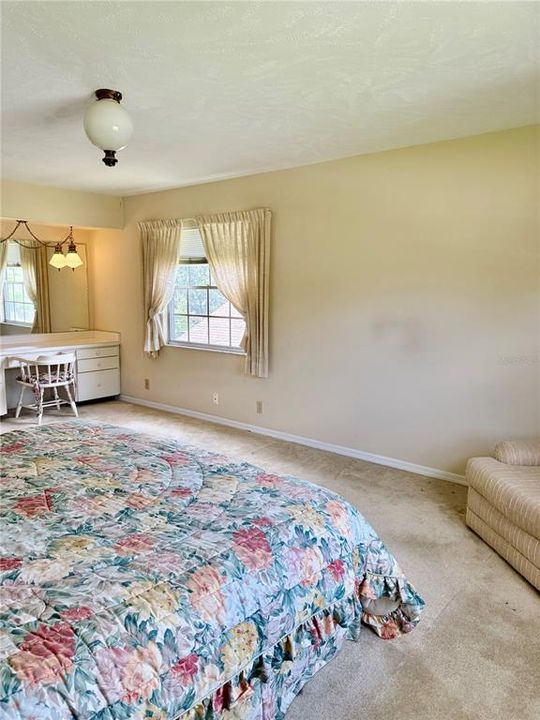 Active With Contract: $425,000 (4 beds, 2 baths, 2360 Square Feet)