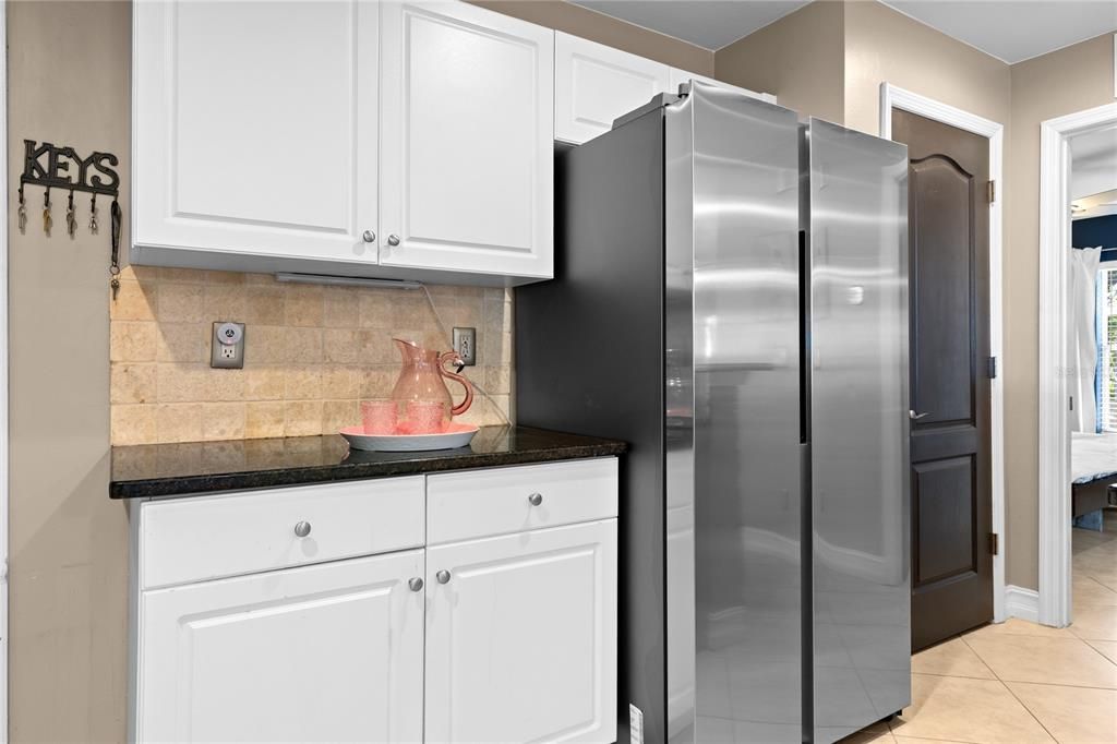 For Sale: $432,400 (3 beds, 2 baths, 1418 Square Feet)