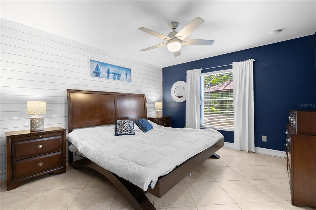 For Sale: $432,400 (3 beds, 2 baths, 1418 Square Feet)