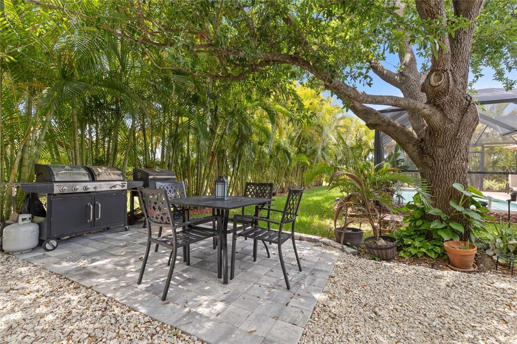 For Sale: $432,400 (3 beds, 2 baths, 1418 Square Feet)