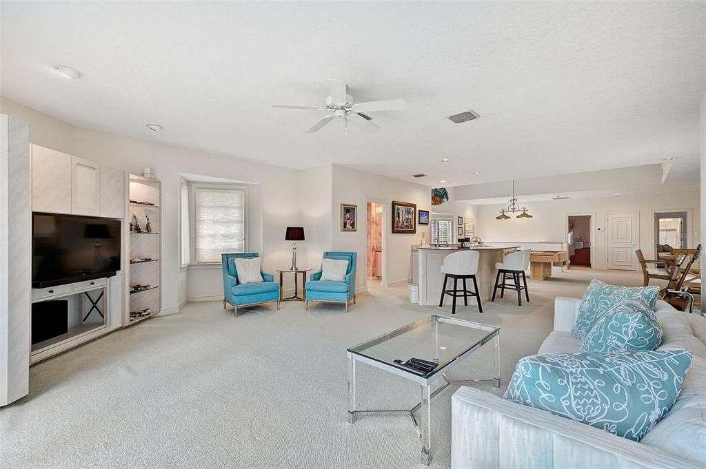 En Venta: $2,350,000 (4 camas, 6 baños, 8025 Pies cuadrados)