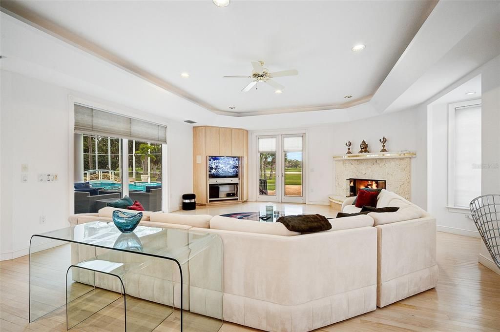 En Venta: $2,350,000 (4 camas, 6 baños, 8025 Pies cuadrados)