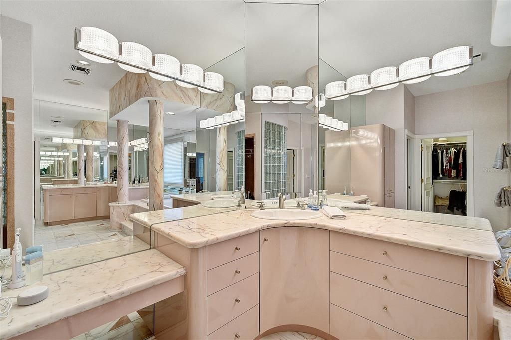 En Venta: $2,350,000 (4 camas, 6 baños, 8025 Pies cuadrados)