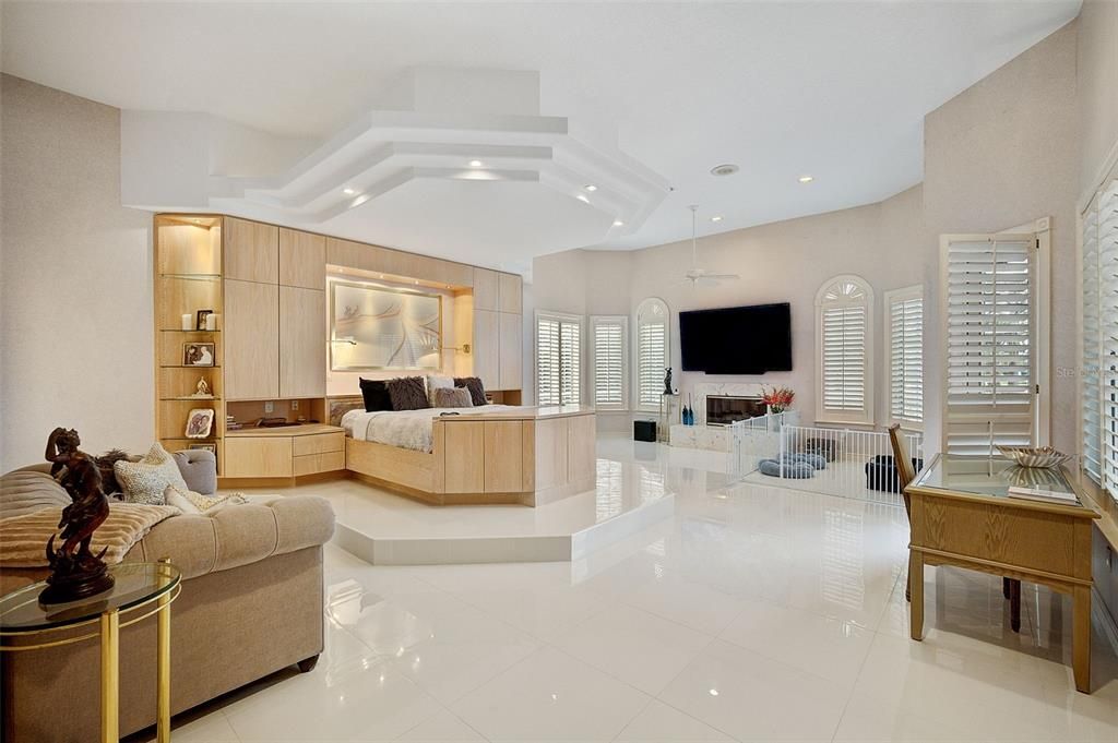 En Venta: $2,350,000 (4 camas, 6 baños, 8025 Pies cuadrados)