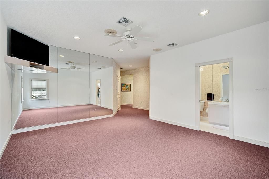 En Venta: $2,350,000 (4 camas, 6 baños, 8025 Pies cuadrados)