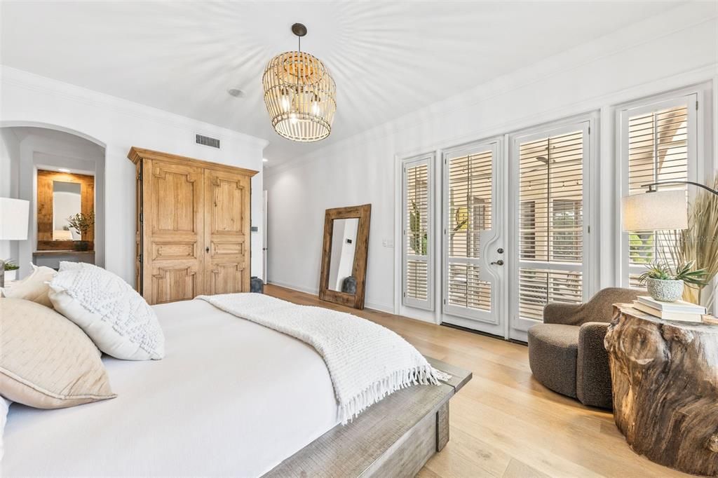 En Venta: $2,645,000 (6 camas, 6 baños, 4851 Pies cuadrados)