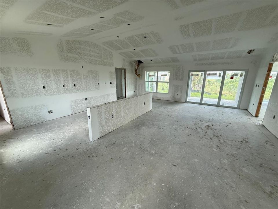 Activo con contrato: $200,000 (4 camas, 3 baños, 1683 Pies cuadrados)