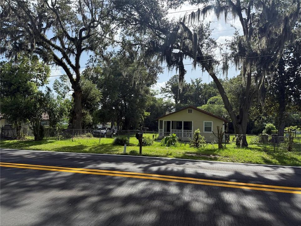 Activo con contrato: $197,000 (3 camas, 2 baños, 1385 Pies cuadrados)