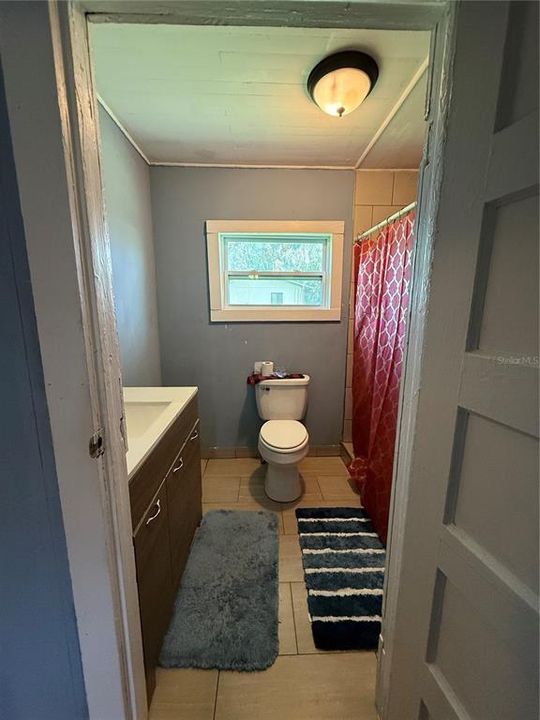 Activo con contrato: $197,000 (3 camas, 2 baños, 1385 Pies cuadrados)