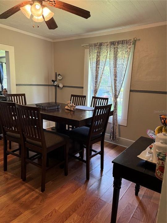 Activo con contrato: $197,000 (3 camas, 2 baños, 1385 Pies cuadrados)