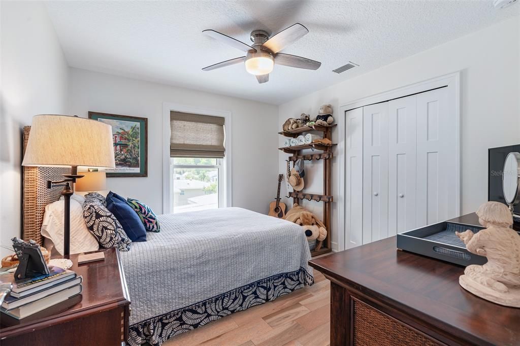 For Sale: $1,050,000 (3 beds, 2 baths, 2039 Square Feet)