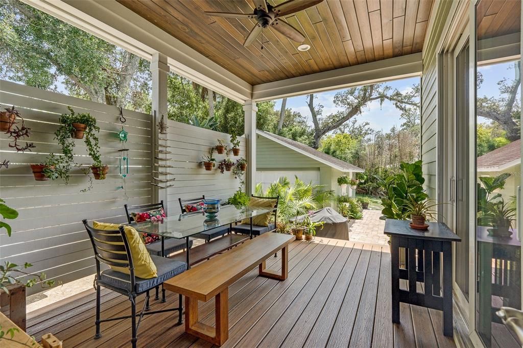 For Sale: $1,050,000 (3 beds, 2 baths, 2039 Square Feet)