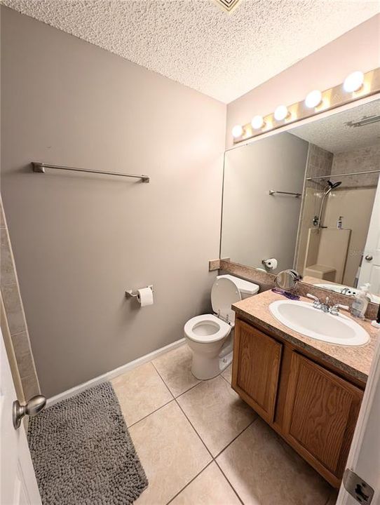 For Sale: $359,900 (3 beds, 2 baths, 1400 Square Feet)