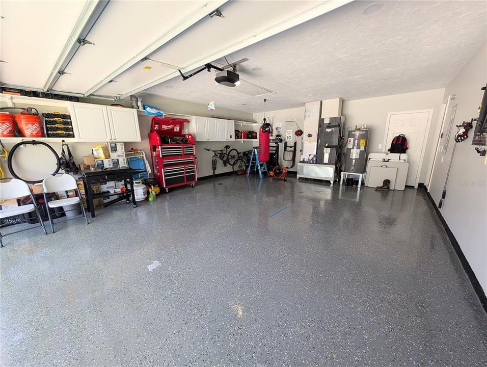 For Sale: $359,900 (3 beds, 2 baths, 1400 Square Feet)