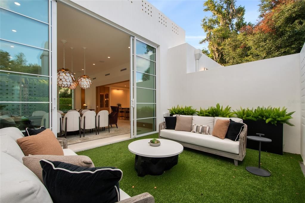 На продажу: $4,545,000 (4 спален, 4 ванн, 4181 Квадратных фут)